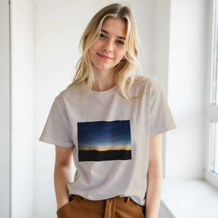 Sunset Graphic T-Shirt – Premium Soft Cotton Crew NeckElevate your casual wardrobe with our premium Sunset Graphic T-Shirt. Featuring a stunning sunset photography print, this t-shirt combines artistic flair with unparaPrint MaterialKawaii Therapy ShopKawaii Therapy ShopSunset Graphic T-Shirt